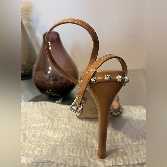 Steve Madden open toe shoes size 7.5 with a 4 inch heel. - Picture 7 of 7